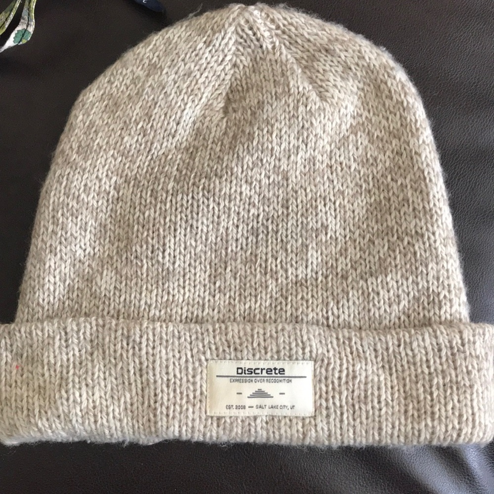 EUC Discrete beanie